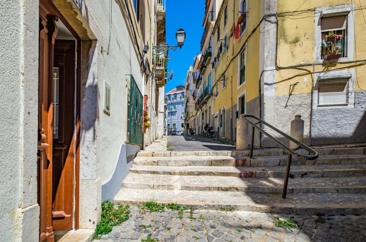 New! Unique 1 Bedroom Apartment- Santa Catarina 42 Lisbon Luaran gambar